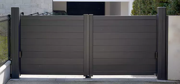 Common Residential Gate Issues We Resolve in Warren, OH